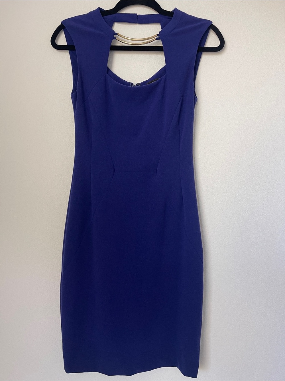 BCBGMAXAZRIA Sleeveless Sheath Dress Size 2 Regal Blue #690256